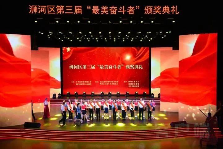 冰雪“冷资源”激活冬日“热经济”