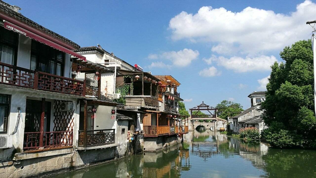 逃离无人大住宅